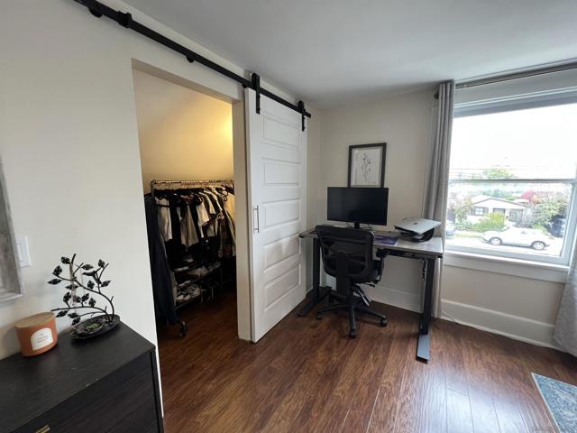1525 Monroe Avenue, San Diego CA: https://media.crmls.org/mediaz/d93b4bc0-5e4e-49b6-b0ae-f2caf1ea6a84.jpg