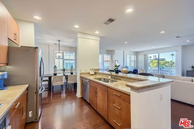 3650 5th Avenue, San Diego CA: https://media.crmls.org/mediaz/d93b8b16-2e29-4d50-8d1d-00e504e187a3.jpg