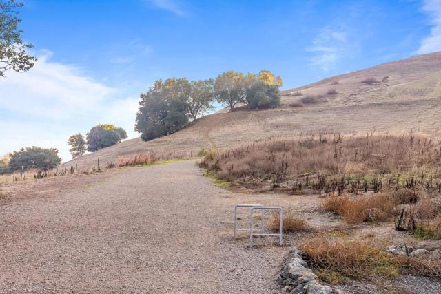 2660 Ross Place, Walnut Creek CA: https://media.crmls.org/mediaz/d93ca3a4-660a-4c83-8e08-899d39eaf40e.jpg