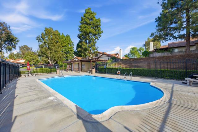 Detail Gallery Image 17 of 20 For 1489 Goldrush Way, Oceanside,  CA 92057 - 2 Beds | 2 Baths