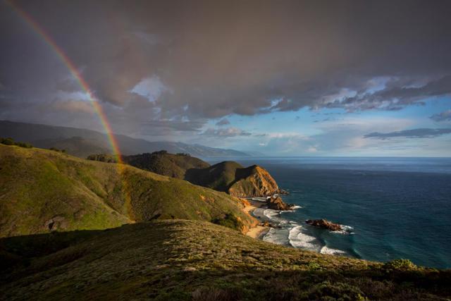 46400 Clear Ridge Road, Big Sur CA: https://media.crmls.org/mediaz/d93d2c84-8fab-40e8-b578-284b71aed7a9.jpg