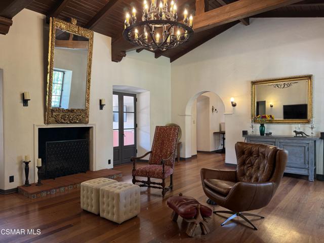 1979 Allen Avenue, Altadena CA: https://media.crmls.org/mediaz/d93e0fec-eea5-42cd-8832-5ef698c923da.jpg