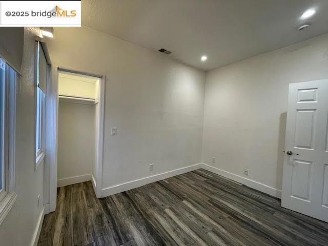 2304 E 22nd ST, Oakland CA: https://media.crmls.org/mediaz/d93ec9b3-f661-4b2d-b6f5-e350cbcba419.jpg