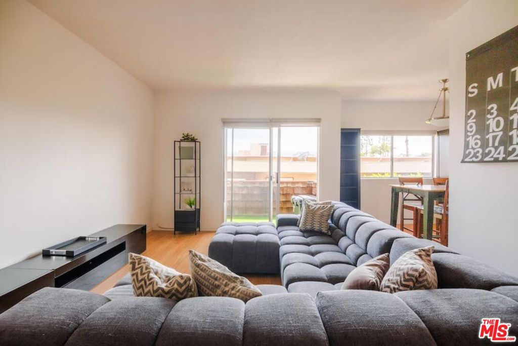 5400 Newcastle Avenue #46