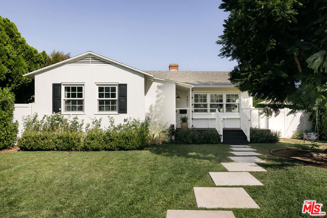 5802 Burnet Avenue photo 1