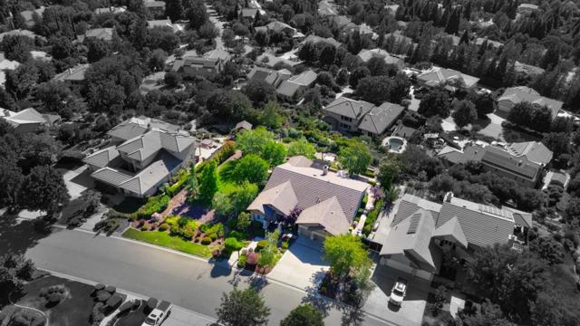 4040 Morning View Way, El Dorado Hills CA: https://media.crmls.org/mediaz/d9409863-adb7-4536-956c-6d3eadca6021.jpg