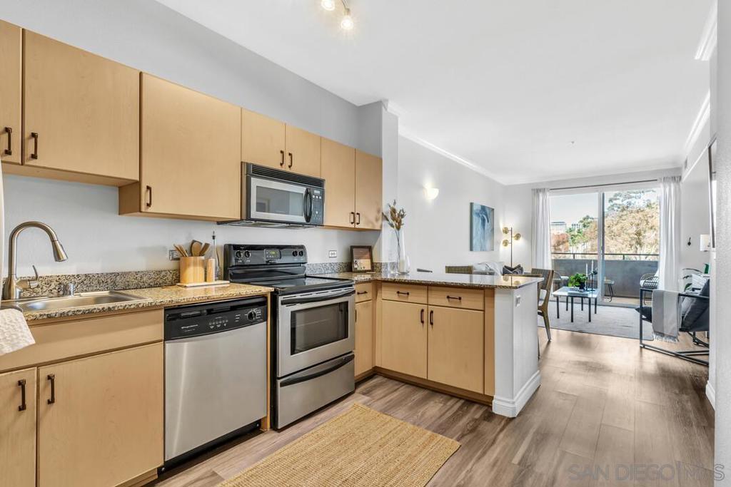 1643 6th Ave. - photo 2