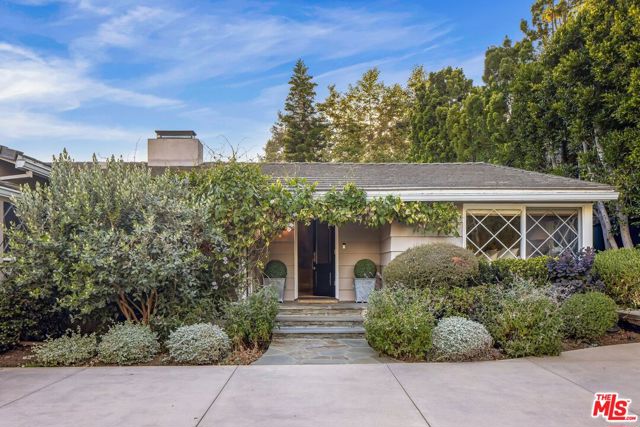 Drew Fenton | 585 Lorna Lane Los Angeles CA | MLS: 7287808