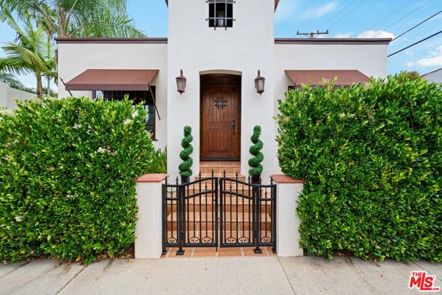 8265 Romaine Street photo 3