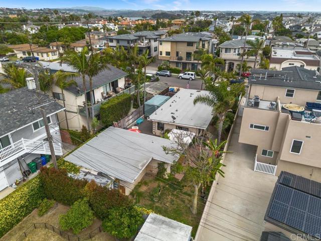 152 54 Redwood Avenue, Carlsbad CA: https://media.crmls.org/mediaz/d941f857-e842-4c30-b231-2f6c0b291b23.jpg