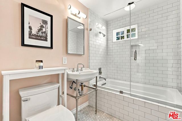 8266 Clinton Street photo 14