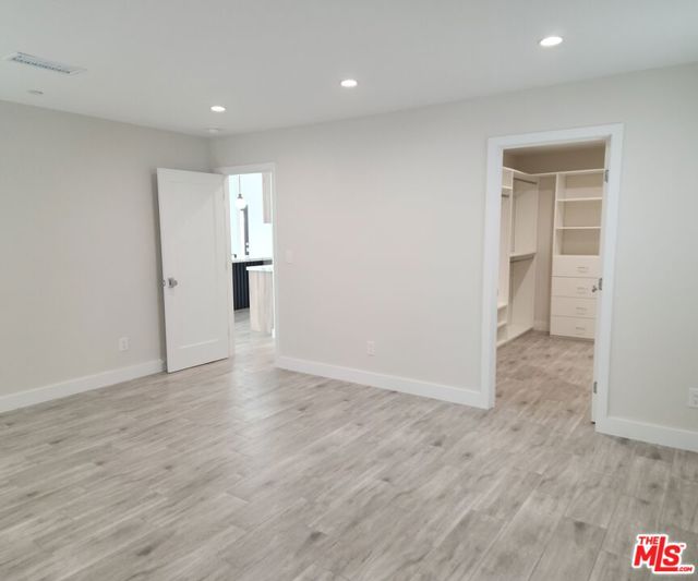 422 Almond Avenue, Monrovia CA: https://media.crmls.org/mediaz/d942e0ff-1a30-4277-8bf9-4ddbf93ded93.jpg