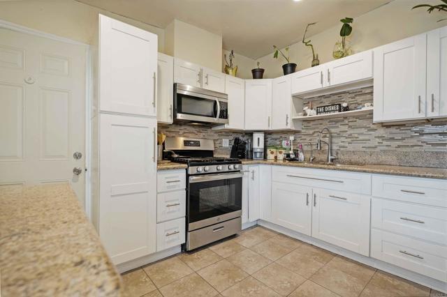 Detail Gallery Image 16 of 27 For 804 S 37th St, San Diego,  CA 92113 - 3 Beds | 2 Baths