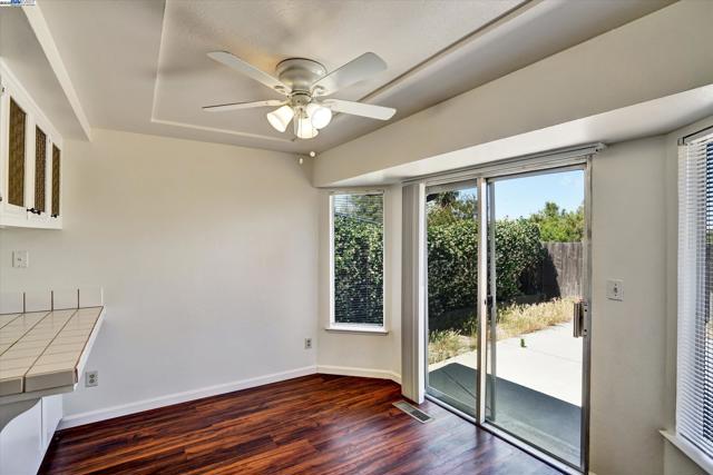 3432 Barmouth Dr, Antioch CA: https://media.crmls.org/mediaz/d943e07f-de0a-4cf3-92d8-575ad75300aa.jpg