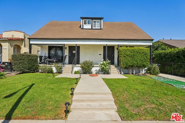 2922 8th Avenue, Los Angeles CA: https://media.crmls.org/mediaz/d9456ce7-07aa-4ec8-872f-0d3481e1b504.jpg