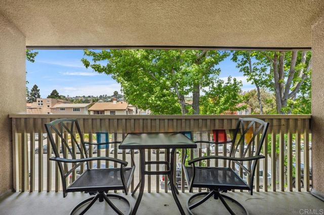 Image 16 of 36 For 1885 Diamond Street 329