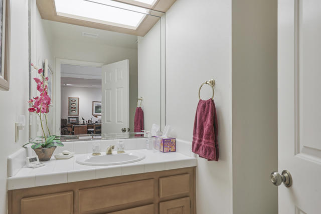 201 Wild Horse Drive, Palm Desert, CA 92211