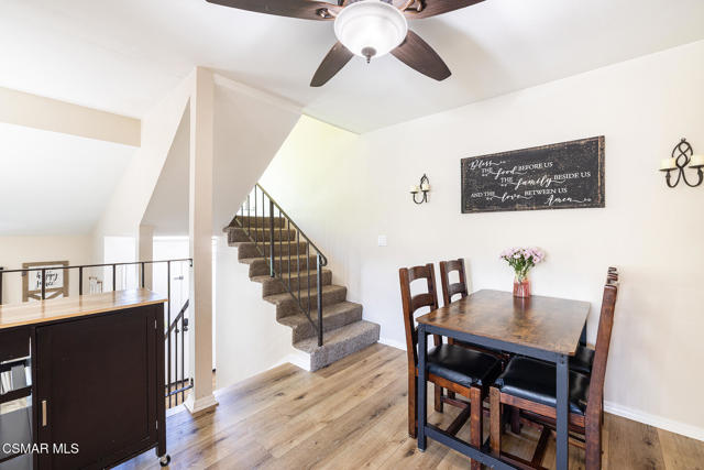 658 Rosewood Avenue, Camarillo CA: https://media.crmls.org/mediaz/d9460d58-3ab5-4701-94ce-86752f6178ab.jpg