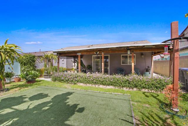 718 E TURMONT, Carson CA: https://media.crmls.org/mediaz/d9461dd2-4730-4f35-9a00-e679d7f726ad.jpg