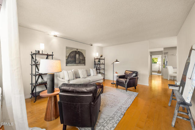 Detail Gallery Image 4 of 27 For 1141 Anita Ave, Ojai,  CA 93023 - 2 Beds | 1 Baths