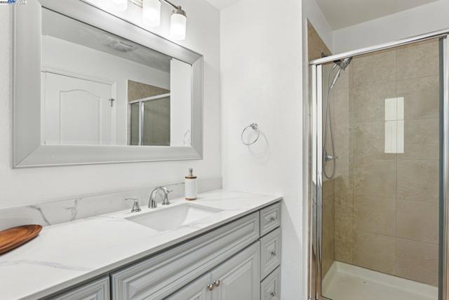 36302 Frobisher Dr, Fremont CA: https://media.crmls.org/mediaz/d94653f6-dd96-4c7c-8bf3-edf76fe41c1c.jpg