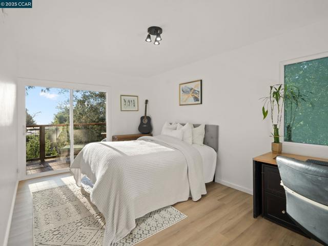 230 Fairlawn Dr, Berkeley CA: https://media.crmls.org/mediaz/d946e114-561b-4087-8e3d-789d68d32c00.jpg