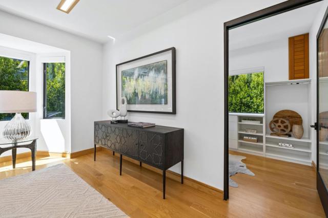 33 Highland Avenue, Burlingame CA: https://media.crmls.org/mediaz/d9491f5d-2a77-489d-a381-09dc06782a36.jpg