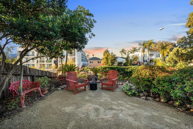 Detail Gallery Image 33 of 41 For 2847 Broadway, San Diego,  CA 92102 - 4 Beds | 4 Baths