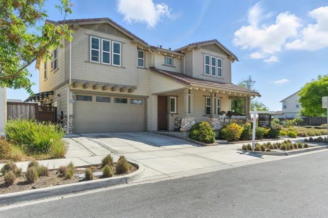 33831 Farmhouse Street, Fremont CA: https://media.crmls.org/mediaz/d94bdb15-d3d6-429f-8daf-ad2806b53026.jpg