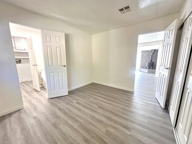 35109 Highway 79, Warner Springs CA: https://media.crmls.org/mediaz/d94bff39-c3bc-483e-9493-d943c041346a.jpg