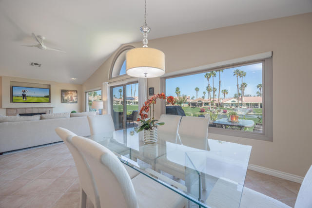 76948 Scimitar Way, Palm Desert CA: https://media.crmls.org/mediaz/d94c523e-bbc5-4f33-ad7d-79b63ae5513a.jpg