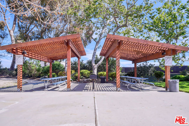 948 Lighthouse Way photo 15