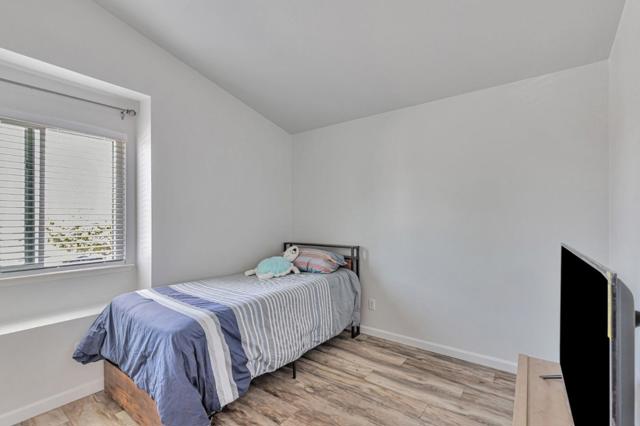 2191 Spruce Drive, Hollister CA: https://media.crmls.org/mediaz/d94d37ac-dd76-443f-818a-81926c7f0240.jpg