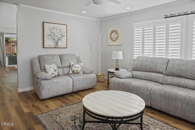 Detail Gallery Image 4 of 44 For 472 Madreselva Ct, Camarillo,  CA 93012 - 4 Beds | 2 Baths