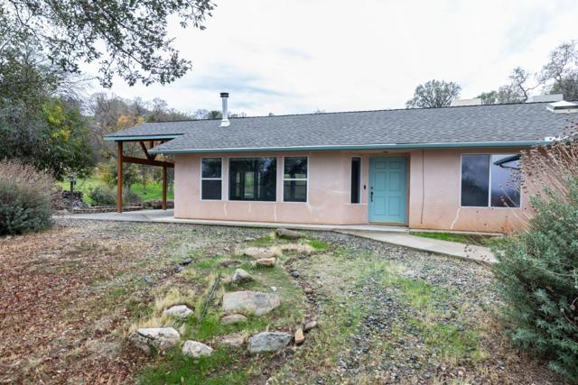 41508 Roaring River Court, Coarsegold CA: https://media.crmls.org/mediaz/d94dc5dd-07ec-49e9-bfa7-50a900bcb558.jpg