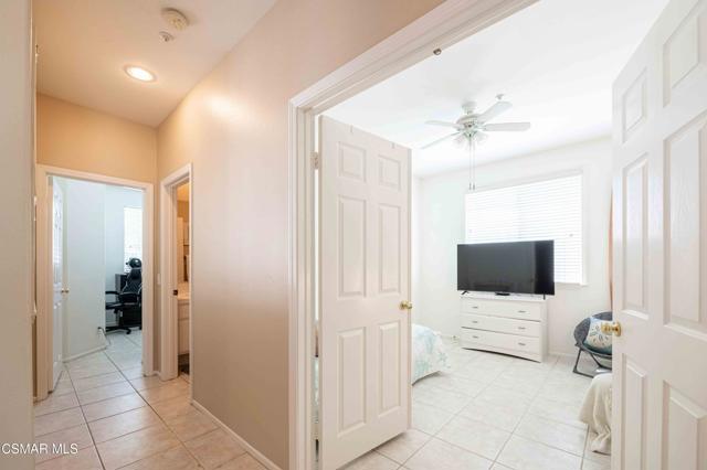 1633 Lola Way, Oxnard CA: https://media.crmls.org/mediaz/d94f3813-304c-4d0e-ae0d-3f301d75afd9.jpg