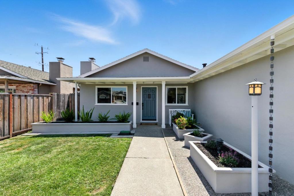417 Hiller Street