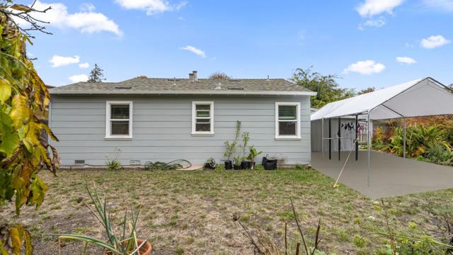 2262 Louis Road, Palo Alto CA: https://media.crmls.org/mediaz/d951f4b5-9bd5-4a76-b104-4802055c6985.jpg