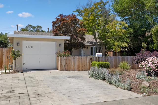 3172 Morris Drive, Palo Alto CA: https://media.crmls.org/mediaz/d952ea68-a0f6-4277-aaa4-c96cd887de71.jpg