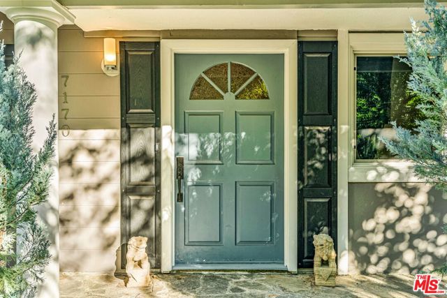 7170 Deveron Ridge Road, West Hills CA: https://media.crmls.org/mediaz/d9536764-fb00-4cfc-a0e7-3e8ee733fdba.jpg