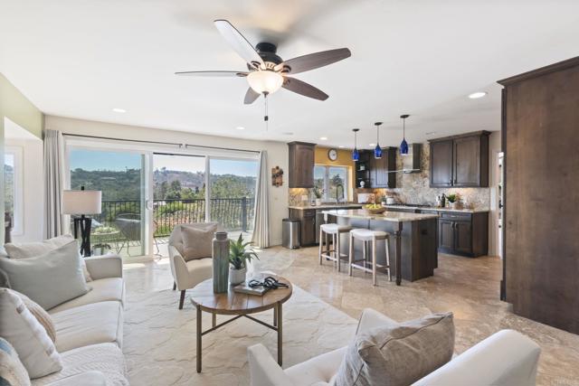 2839 Lakemont Drive, Fallbrook CA: https://media.crmls.org/mediaz/d953d145-1e23-4b6f-8617-be3812ebbadf.jpg