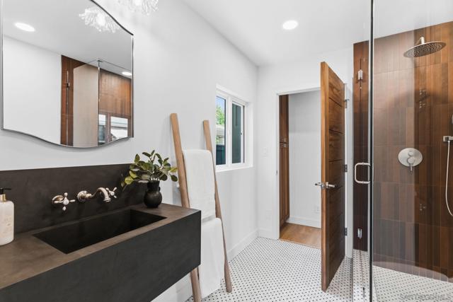 3006 Fir St, San Diego CA: https://media.crmls.org/mediaz/d95425b2-a383-4e85-8c5e-d5cb180002e5.jpg