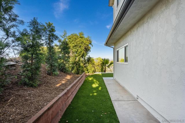4334 Valle Dr., La Mesa CA: https://media.crmls.org/mediaz/d9550230-7cf8-4ffa-b913-03fc3dc167be.jpg