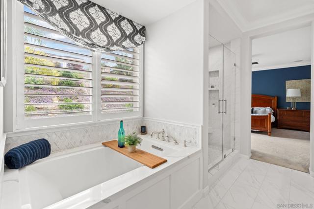 2848 Camino Serbal, San Diego CA: https://media.crmls.org/mediaz/d9553cde-3a0a-4e5f-bbb7-862f4172b533.jpg