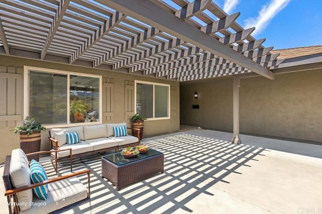 13554 Del Marino Avenue, Poway CA: https://media.crmls.org/mediaz/d9565225-3421-434e-a4c0-07a406ef7ffc.jpg