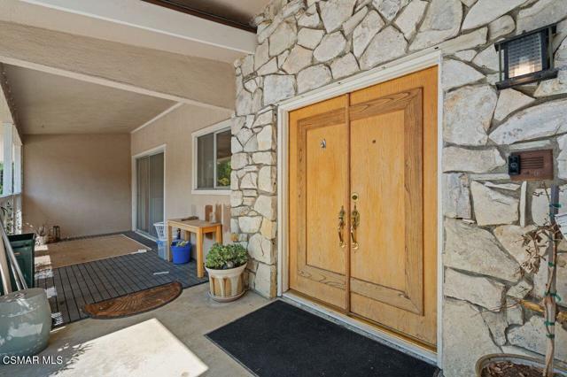 5708 Wilhelmina Avenue, Woodland Hills CA: https://media.crmls.org/mediaz/d957233d-2f8f-4008-8788-98fef9142e7e.jpg
