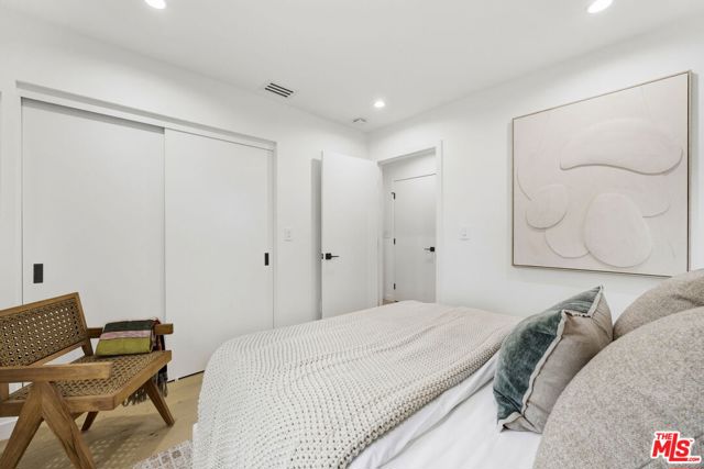 12469 Greene Avenue, Los Angeles CA: https://media.crmls.org/mediaz/d95735de-5658-4ee3-bfad-8dc791953d54.jpg
