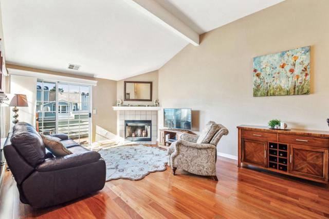 175 Troon Way, Half Moon Bay CA: https://media.crmls.org/mediaz/d9583318-d33a-47ed-b1cd-7f3346e2e664.jpg