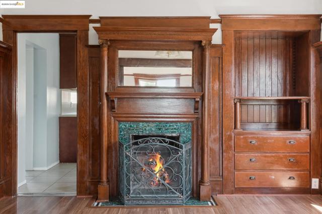 1810 Adeline St, Oakland CA: https://media.crmls.org/mediaz/d9591d09-7588-47b7-8770-4b879002bfe3.jpg