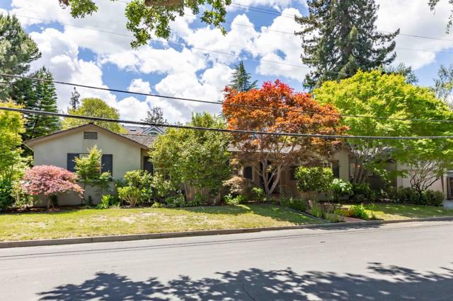 128 Cornell Road, Menlo Park CA: https://media.crmls.org/mediaz/d95a6b6d-eeb1-4006-ad71-32eac9f9b102.jpg